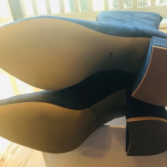 NWOT Neiman Marcus Over the Knee Suede Boots - 7M - Picture 5 of 7